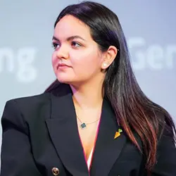 Aya MOUNIR